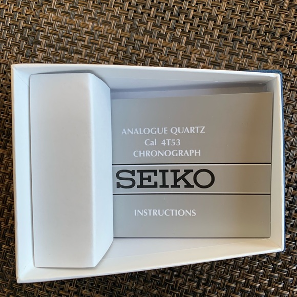 Men Watch - Picture 2 of 9